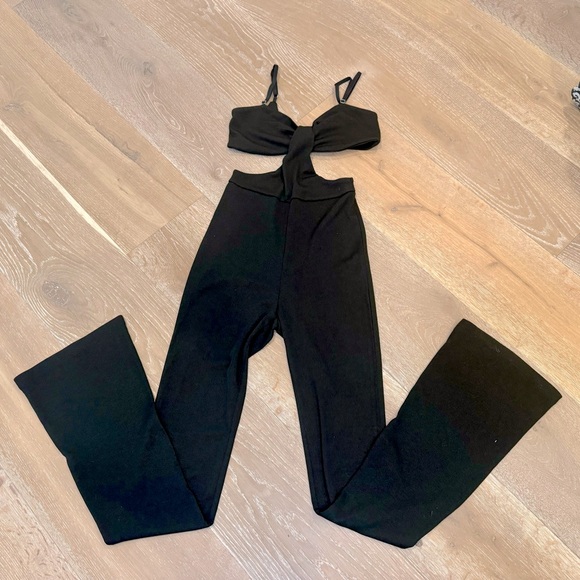 Adika Cutout Jumpsuit Small - Picture 4 of 10